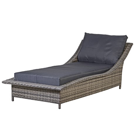 This Curved Rattan Effect Lounger is just perfect for those gardens needing some extra seating. Enjoy the summer in style.